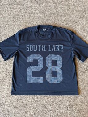 Hollister jersey, boxy fit